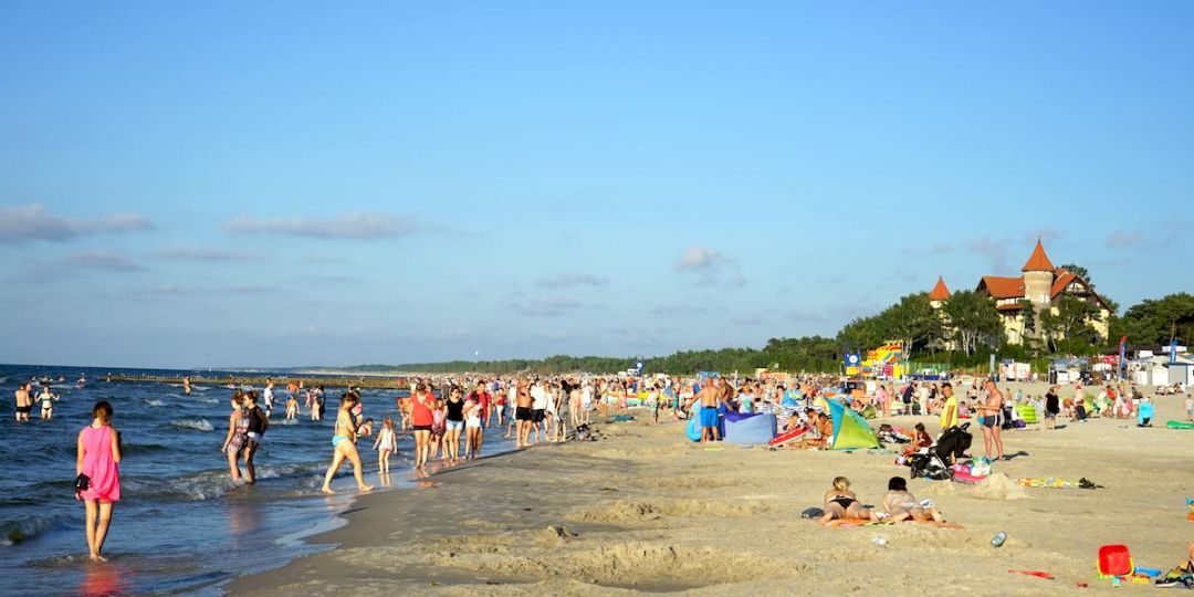 leba_polen_strand-mit-neptun_beate-ziehres_reiselust-mag_web